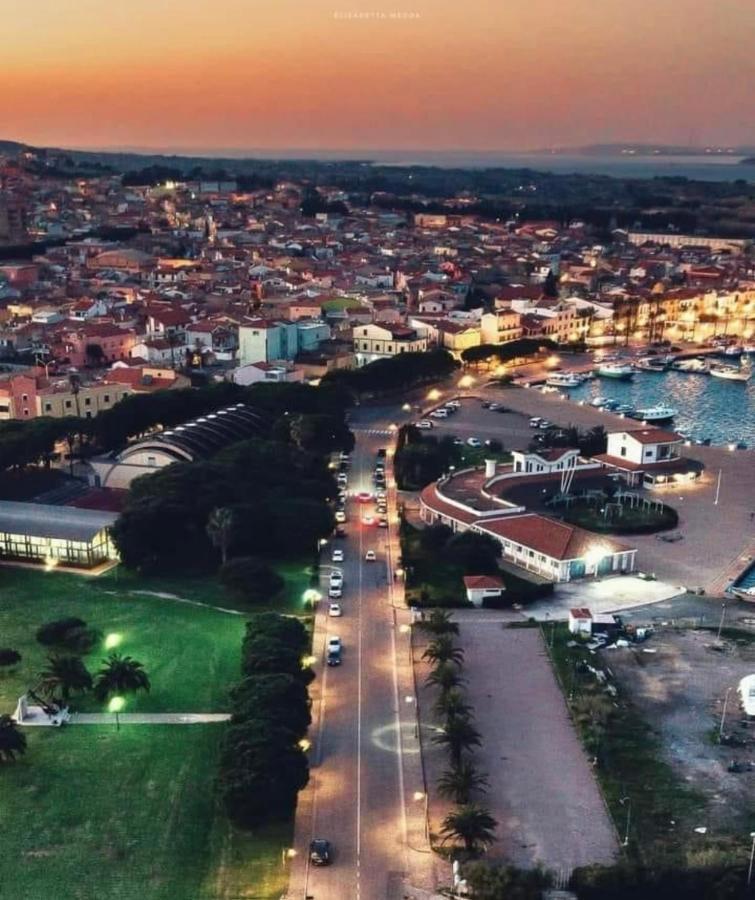 Casa Vacanze SantʼAntìoco المظهر الخارجي الصورة