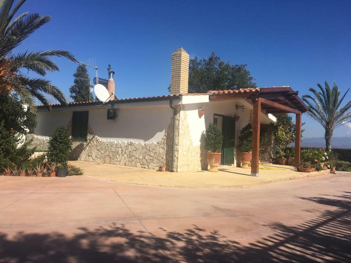 Casa Vacanze SantʼAntìoco المظهر الخارجي الصورة
