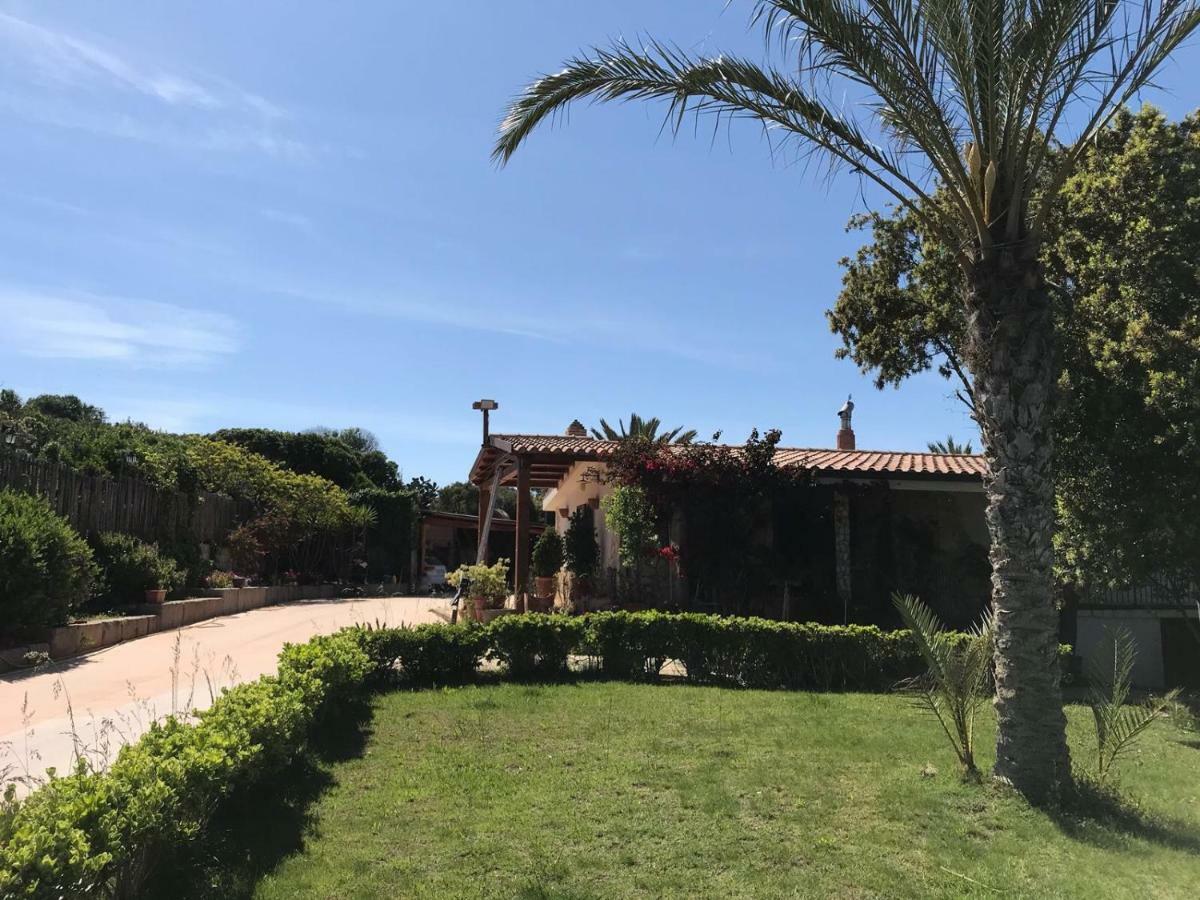 Casa Vacanze SantʼAntìoco المظهر الخارجي الصورة